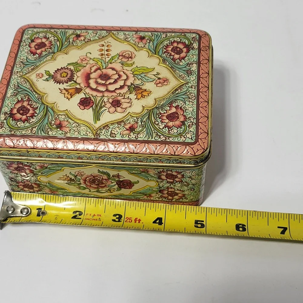 Vintage Floral Metal Tin Made in Holland Hinged Lid Rectangular Storage Box 60s*